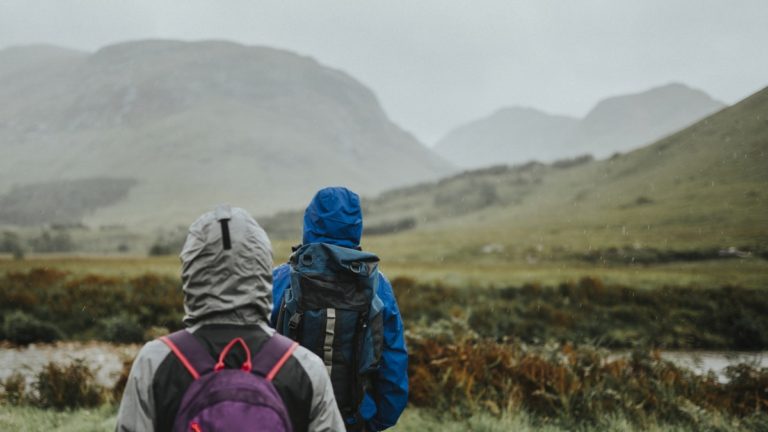 7 IDEAL ONE-DAY HIKES IN THE UK 