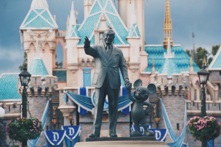 5 IDEAL WAYS TO CELEBRATE YOUR FAVOURITE DISNEY MOVIE