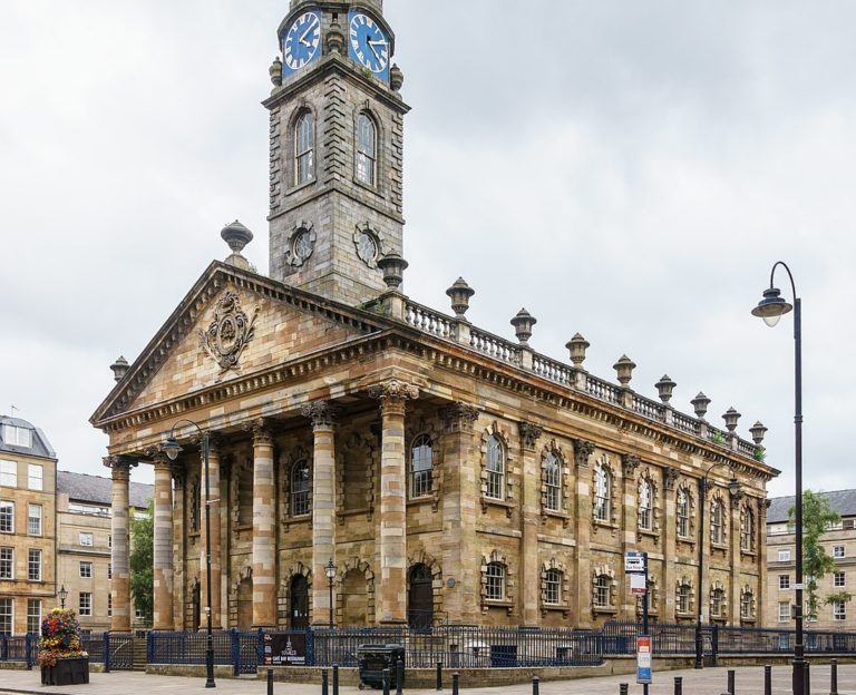 4 IDEAL BUILDINGS TO VISIT ON A HISTORY BUFF’S TRIP TO SCOTLAND 