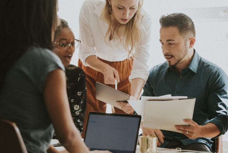 4 IDEAL WAYS TECHNOLOGY CAN HELP MANAGE STRESS IN THE WORKPLACE