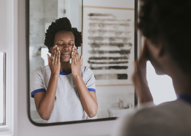 6 IDEAL TIPS FOR BEATING CLOGGED PORES