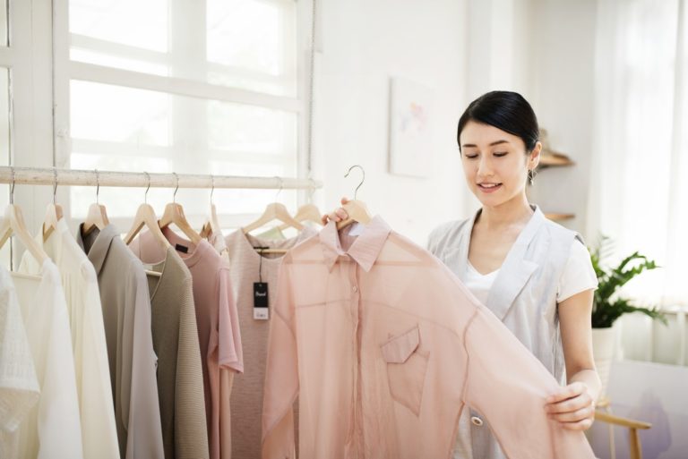 4 IDEAL MATERIALS FOR YOUR ECO-CONSCIOUS WARDROBE