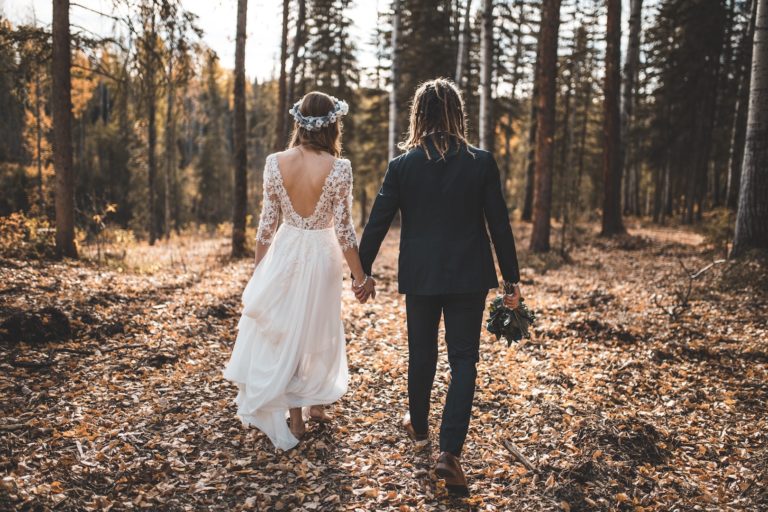 8 Expert Tips For Planning The Perfect Autumn Wedding