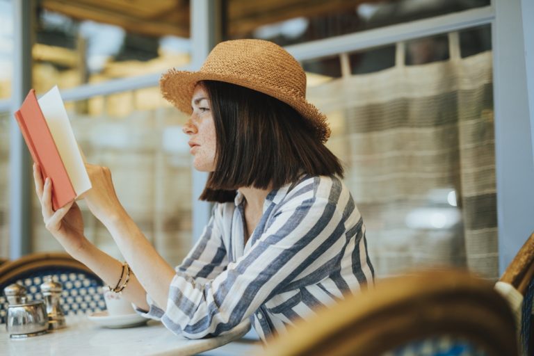 5 IDEAL BOOKS FOR GRADUATES DECIDING ON THEIR NEXT STEP