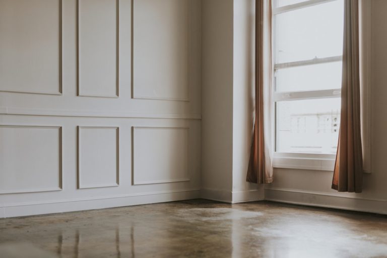 6 IDEAL FLOORING OPTIONS FOR INTERIOR & OUTDOOR DESIGN