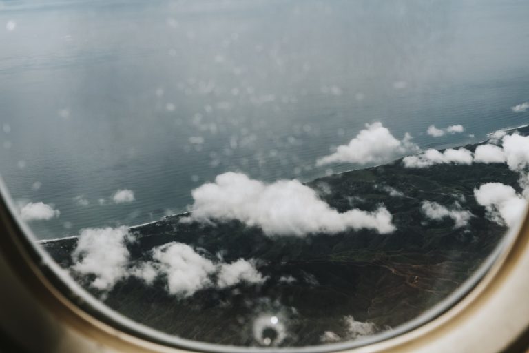 6 IDEAL INSIDER TIPS ON HOW TO GET A FLIGHT UPGRADE