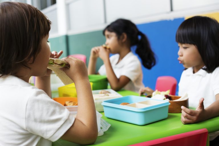 5 IDEAL TIPS FOR CREATING A HEALTHIER KID’S LUNCHBOX