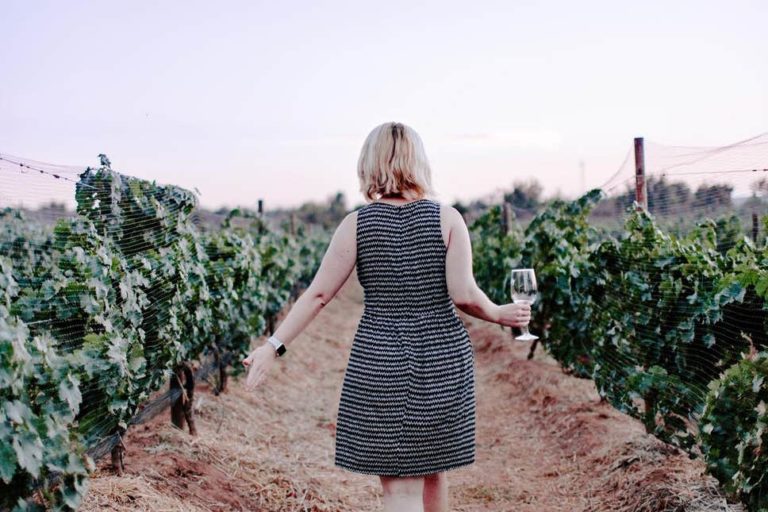 5 IDEAL PLACES TO DRINK WINE IN ITALY 