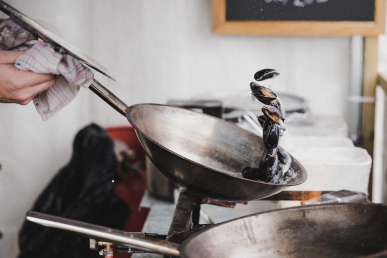 5 IDEAL CHEFS JOBS WITH MORE SOCIABLE HOURS