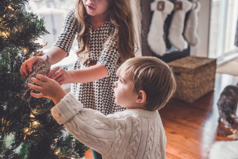 6 Arts & Crafts Activities To Do With Your Children This Christmas 