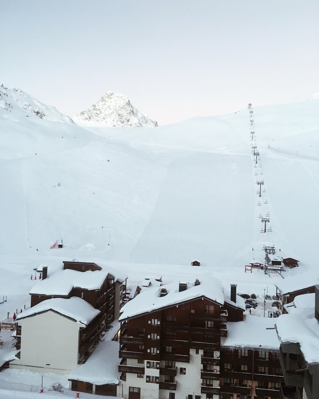 TOP TRAVEL TIPS FOR A SKIING TRIP IN TIGNES