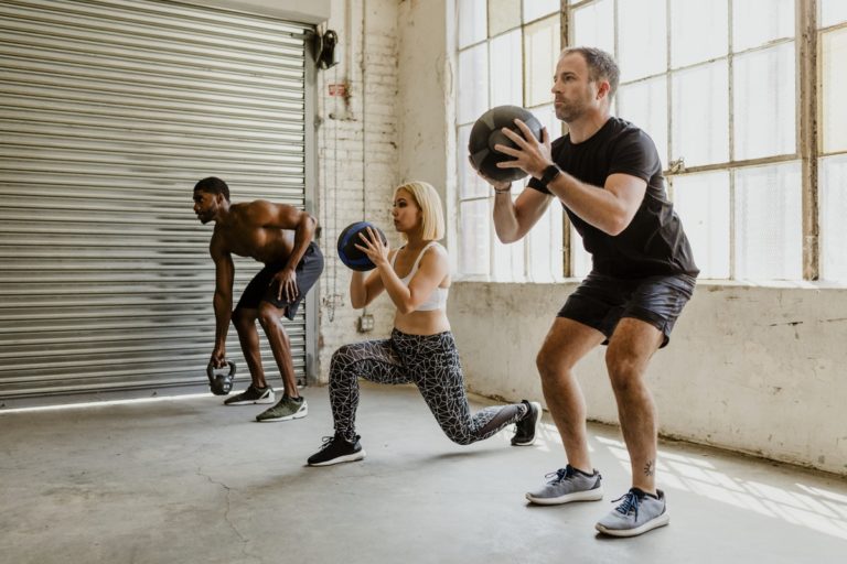 5 IDEAL WAYS A PERSONAL TRAINER CAN HELP YOU GET FIT FASTER 