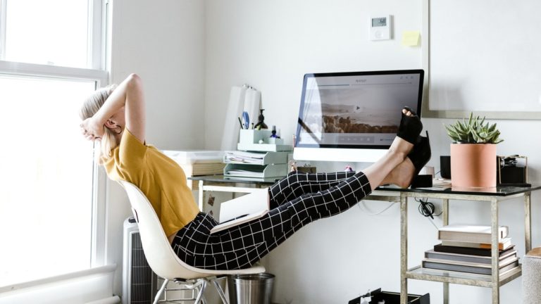 5 Ideal Ways To Look After Your Workplace Wellbeing