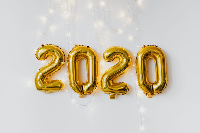 4 IDEAL WAYS TO MAKE NEW YEAR’S RESOLUTIONS THAT STICK