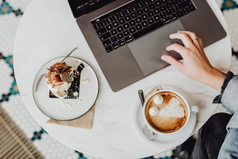 IDEAL LIFE ADMIN: 5 WAYS TO PREPARE FOR MOVING HOUSE
