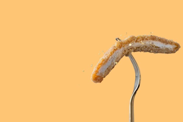 A TRIO OF RECIPES FOR THE IDEAL STATESIDE DISH, CHICKEN MARYLAND