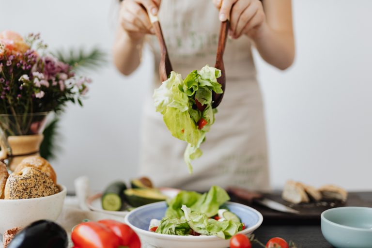 IDEAL HEALTH: HOW TO KEEP YOUR EATING CLEAN DURING LOCKDOWN