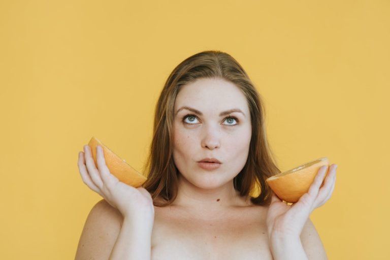 6 TIPS ON HOW TO GIVE YOUR SKIN A RE-FRESH WHILE WORKING FROM HOME