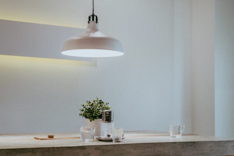 4 INDUSTRY APPROVED CREATIVE KITCHEN LIGHTING IDEAS