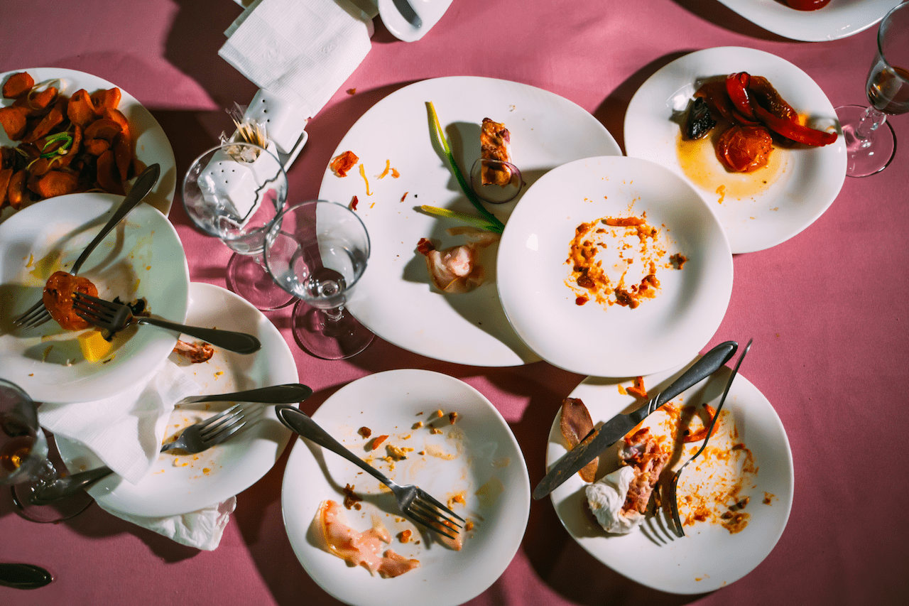 5 ESSENTIAL ELEMENTS OF A GREAT DINNER PARTY Ideal Magazine