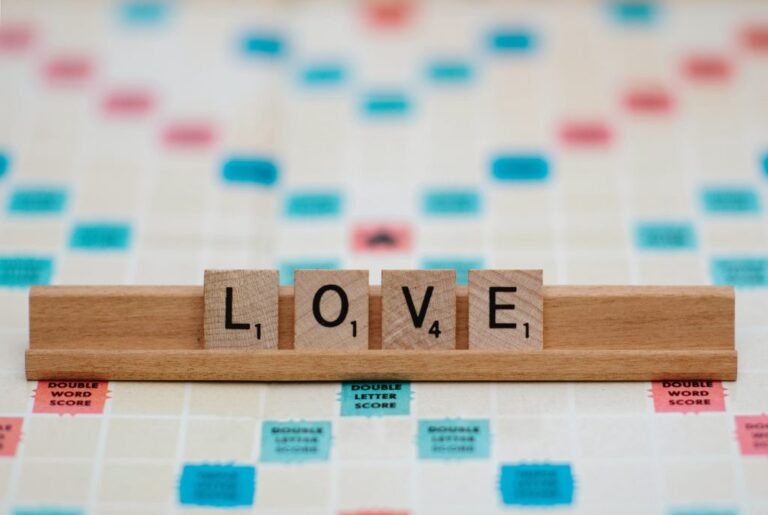 6 CLASSIC GAMES YOU CAN PLAY DURING YOUR STAYCATION