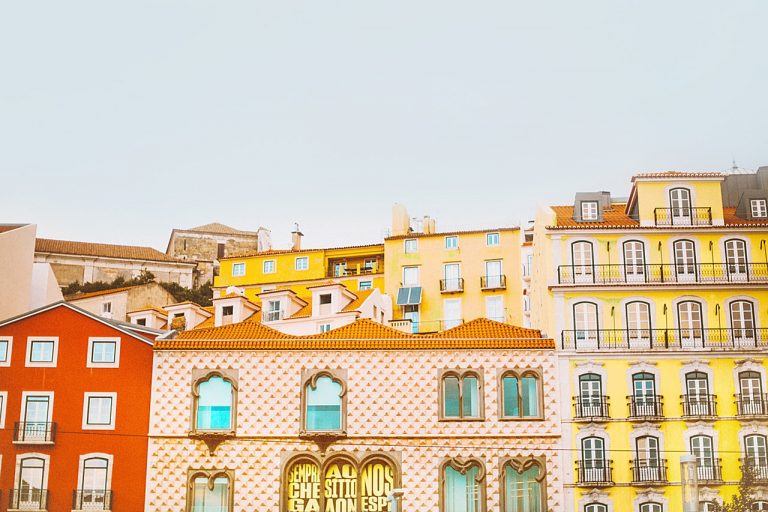 6 Tips For Digital Nomads Moving To Portugal