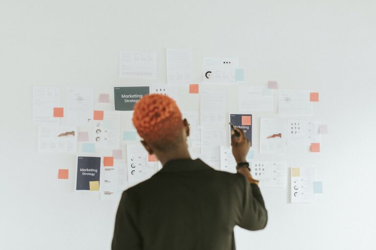 HOW TO MARKET YOUR NEW BUSINESS IN 5 EASY STEPS