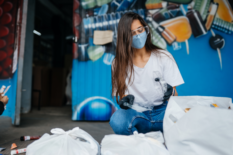 8 IDEAL TIPS FOR DISPOSING OF WASTE IN AN ECO-FRIENDLY MANNER