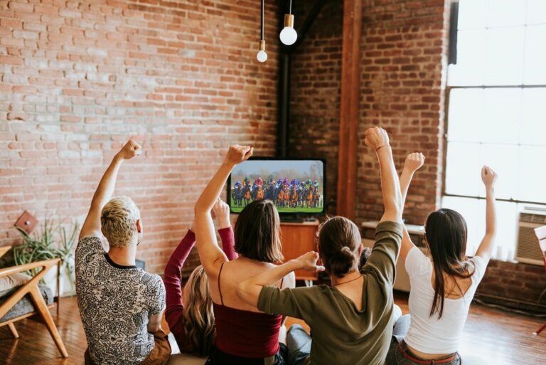 5 IDEAL TIPS TO CELEBRATE THE BOXING DAY RACES FROM HOME