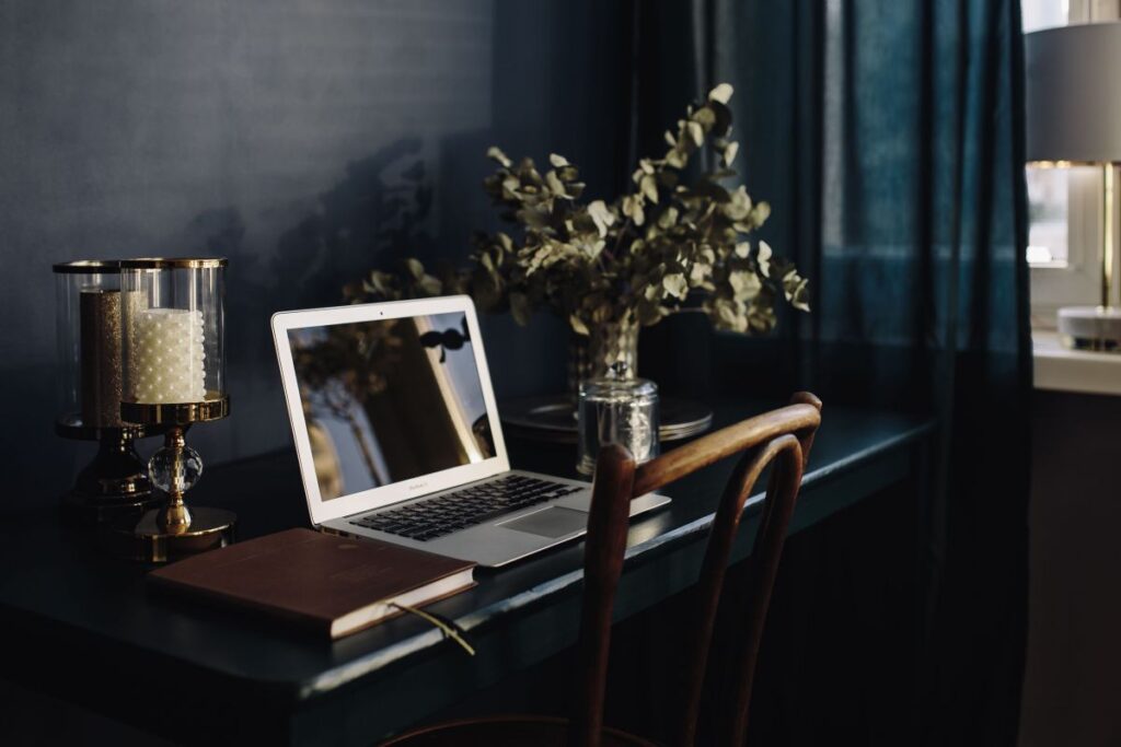 7 IDEAL HOME & INTERIOR TRENDS TO EXPECT IN 2021