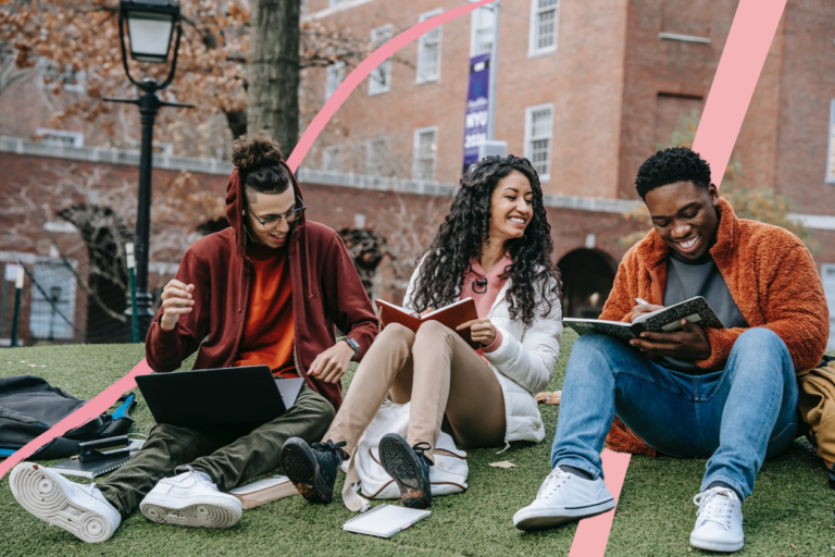 STARTING UNI IN SEPTEMBER 2021: SHOULD YOU LIVE AT HOME OR IN HALLS?