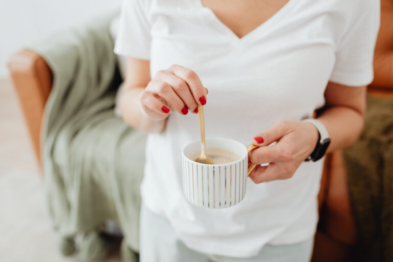 7 IDEAL MORNING COFFEE REPLACEMENTS TO KICK YOUR DAY OFF RIGHT
