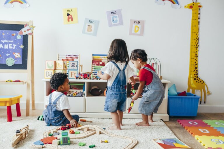 5 BENEFITS OF PRESCHOOL & EARLY EDUCATION FOR CHILDREN