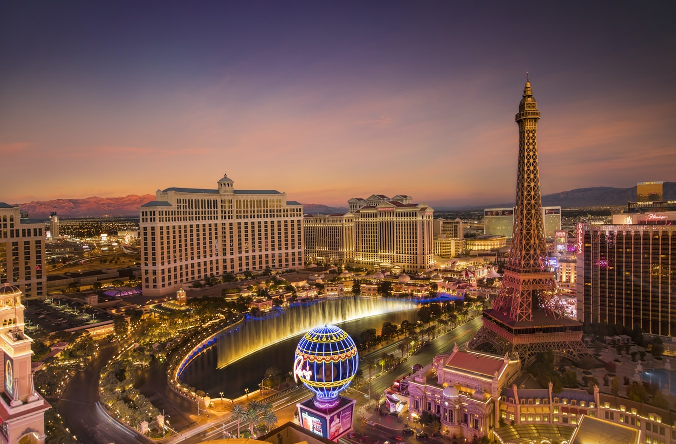 8 MUST-DO-THINGS IN VEGAS FOR AN UNFORGETTABLE TRIP - Ideal Magazine