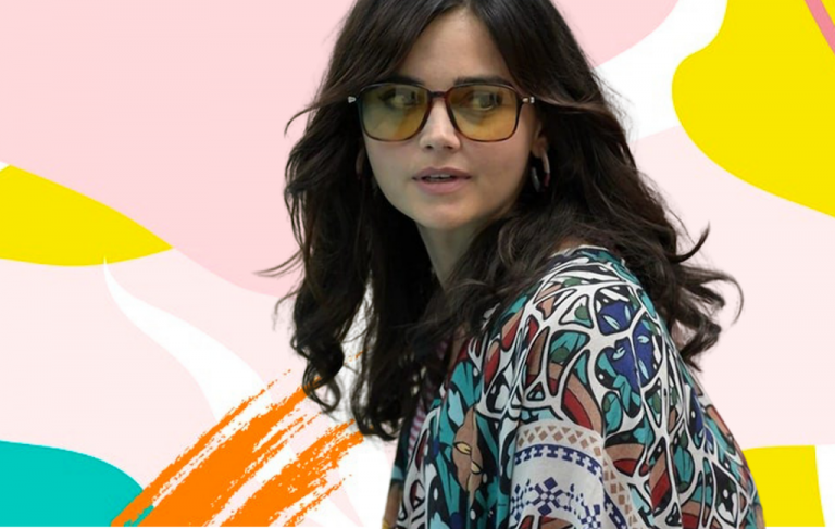 5 IDEAL ACCESSORIES FOR SOME POOLSIDE GLAMOUR THIS SUMMER