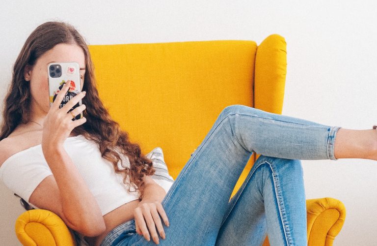 JEANS 101: HOW TO WEAR DIFFERENT STYLES