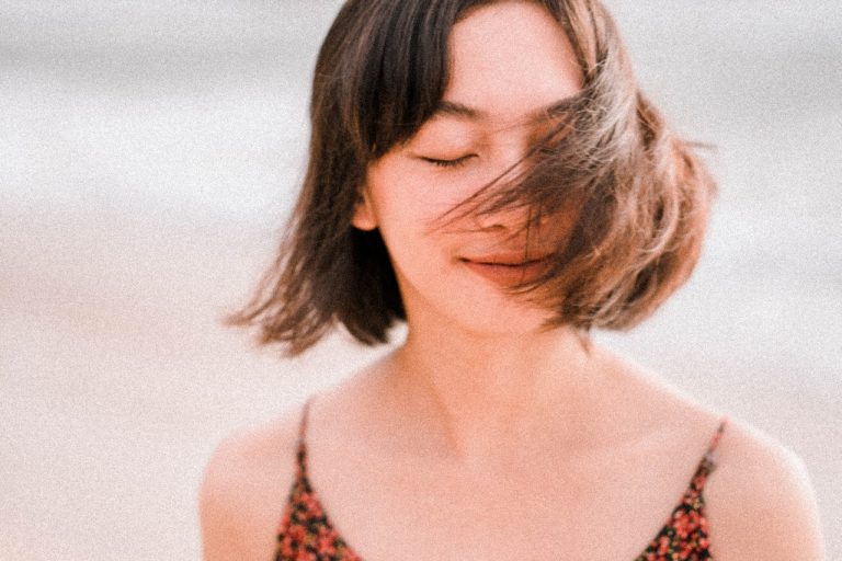 8 Tips To Help Keep Your Hair Healthy This Summer