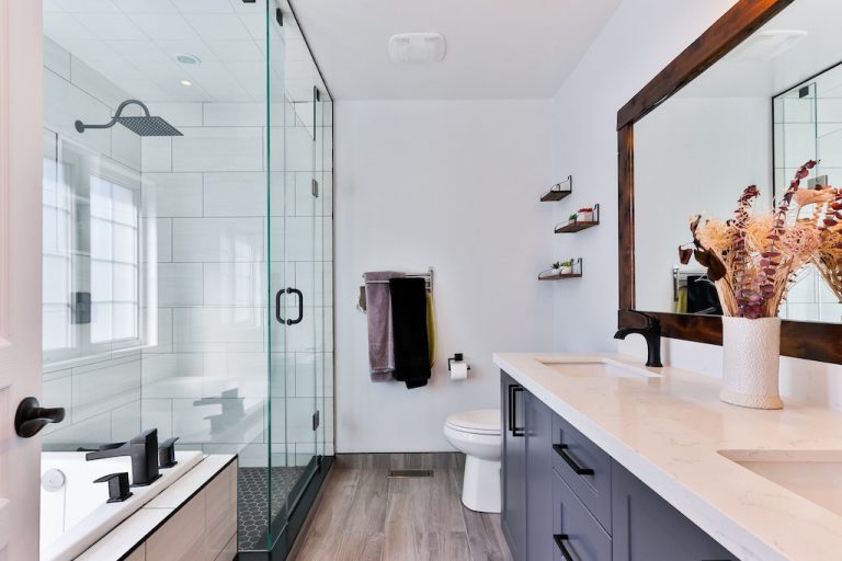 7 WAYS TO MAKE YOUR BATHROOM A SAFE PLACE
