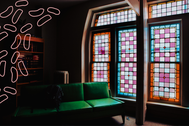 WHY GLASS IS SUCH AN IMPORTANT MATERIAL IN THE DESIGN OF YOUR HOME & BEYOND