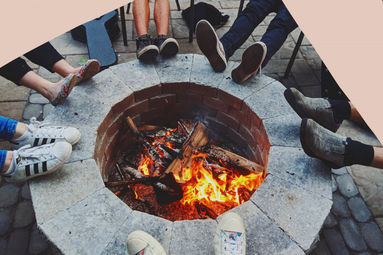 WHAT FIREWOOD CAN I USE IN THE UK? KILN DRIED WOOD EXPLAINED