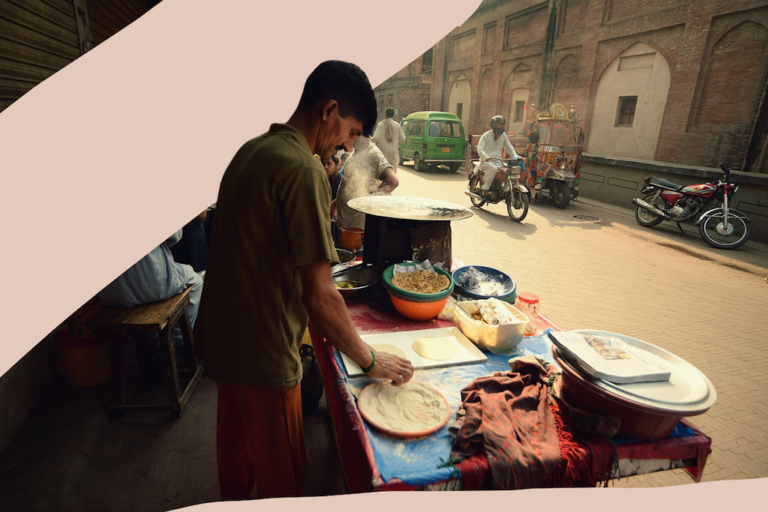 7 DISHES TO TRY ON YOUR HOLIDAY TO PAKISTAN