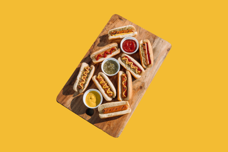 MLB Summer League: 6 Tips For Throwing A Baseball-Themed Party