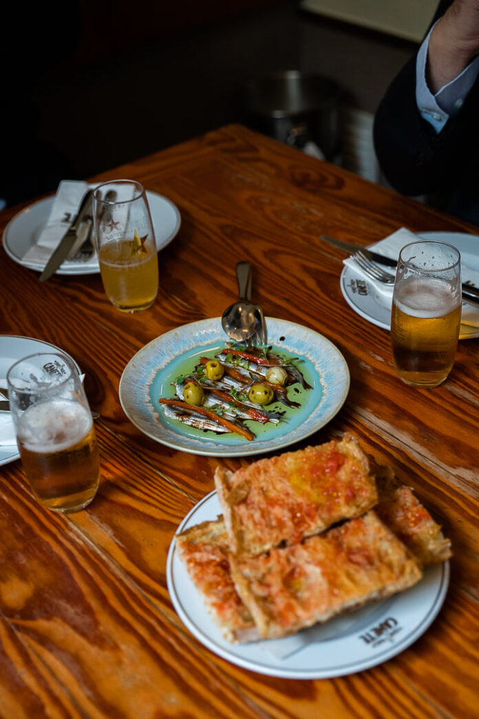 5 Of The Very Best Tapas Bars In Barcelona's Old City (Ciutat Vella