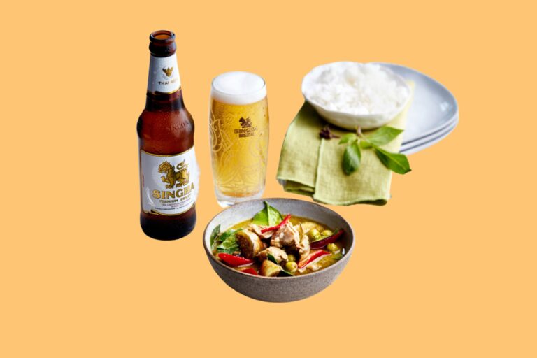 THE IDEAL RECIPE FOR THAI FOOD LOVERS: GREEN CURRY CHICKEN, PEA AUBERGINES & THAI BASIL