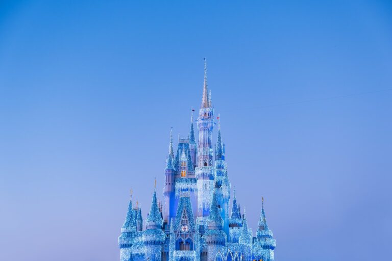 7 Secrets To Surviving Disney World For Adults