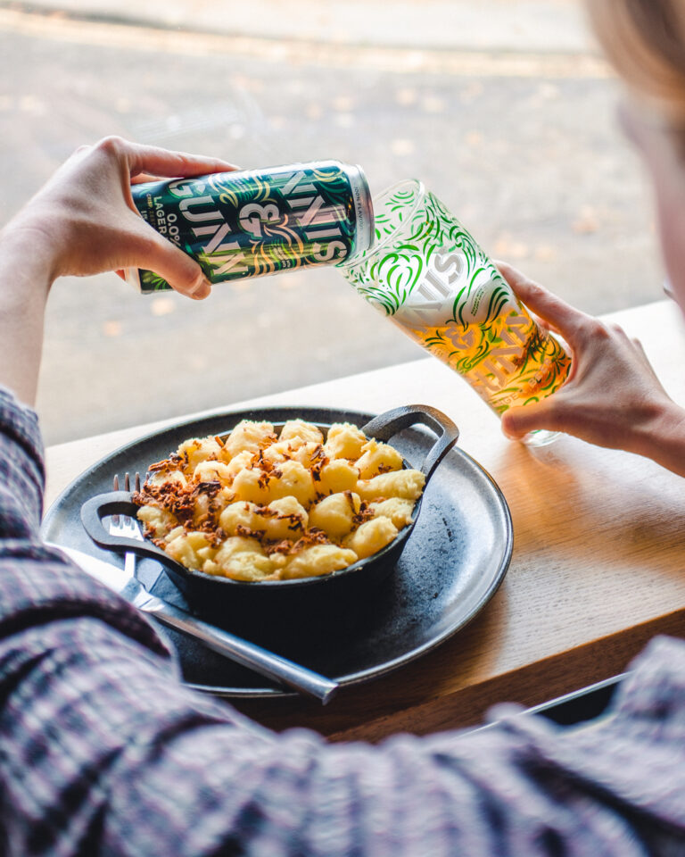 5 Of Our Favourite Craft Beer Pubs & Bars In Glasgow