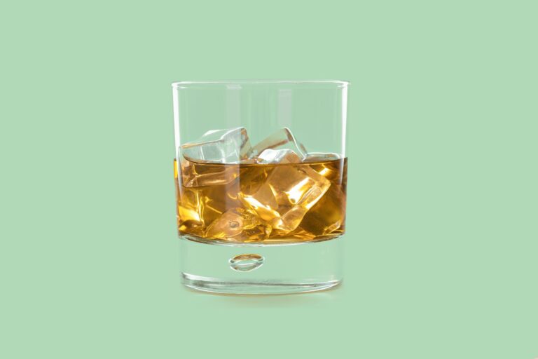 9 Gift Ideas For Liquor Lovers That Don’t Come In A Bottle 