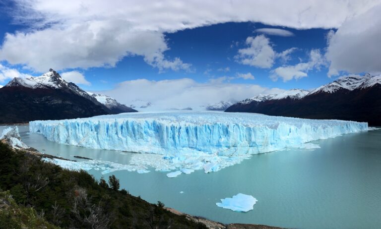The Ideal Guide To Climbing The Perito Moreno Glacier, Argentina