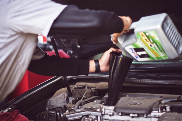 What Daily, Weekly, Monthly & Yearly Car Maintenance Checks Should I