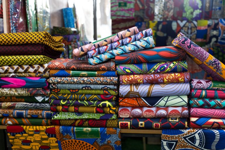 Sewing For Beginners: The Seamstress’s Essential Guide To Buying Fabric
